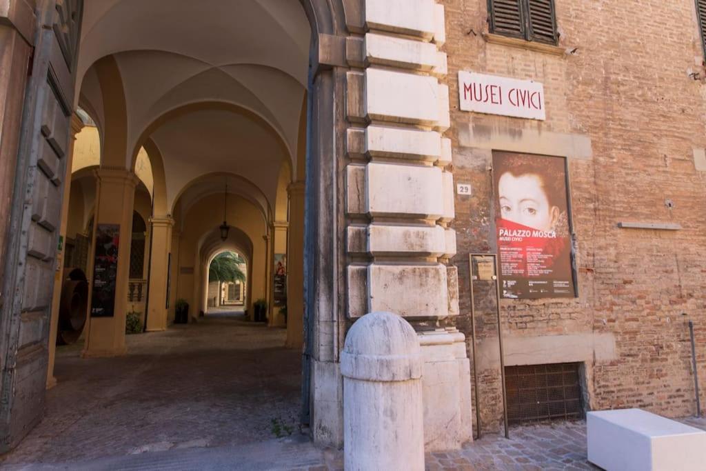 Rossini Home Pesaro Vicino Al Teatro Rossini By Yohome Buitenkant foto